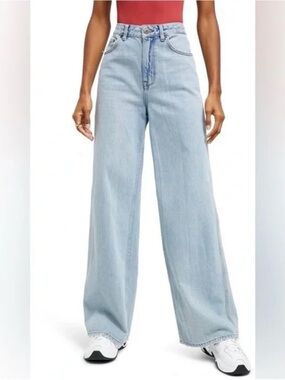 BDG Light Blue Puddle Jumper High-Waist Wide-Leg StreetwearJeans Women’s 28 x 32